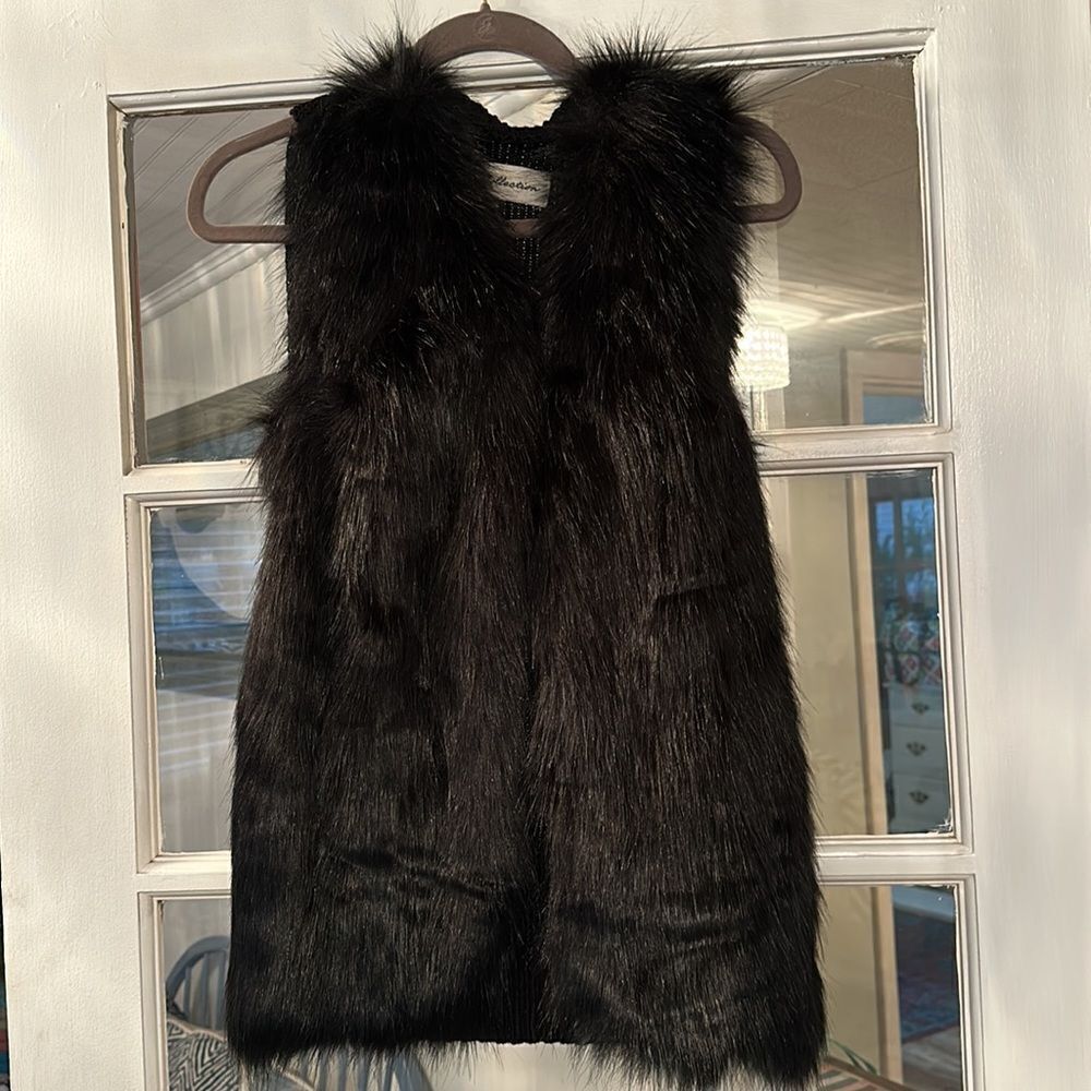 NWT SEBBY COLLECTION - Faux FUR Vest